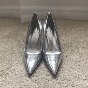 Brand New RocaWear Pumps